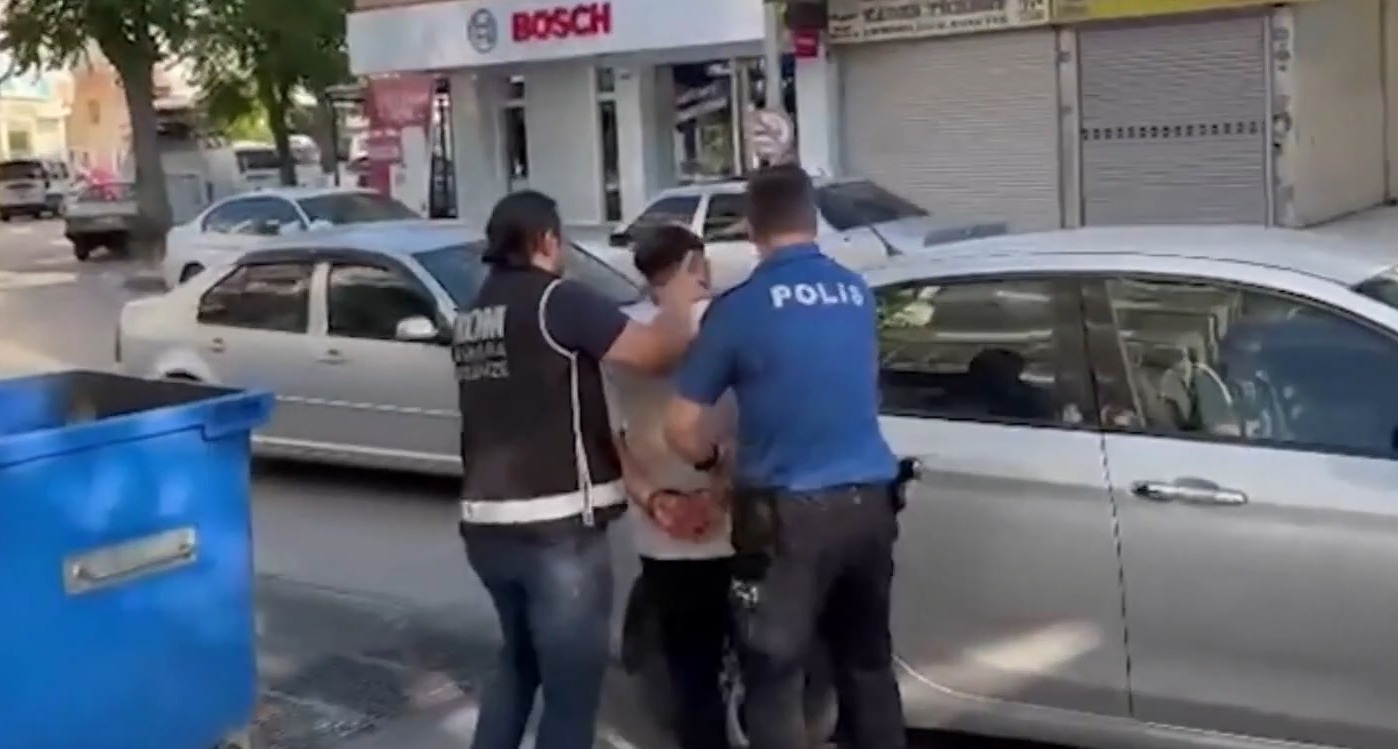 Sosyal medya üzerinden